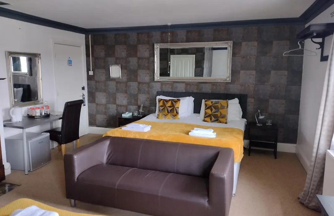 The Crown Inn - Rooms-1