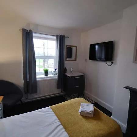 The Crown Inn - Rooms-3